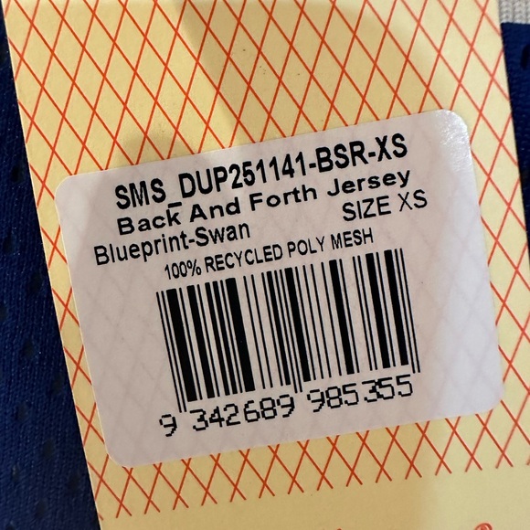 DEUS EX MACHINA BNWT reversible. May be one-of-a-kind. Or not in stores yet. - Picture 4 of 4